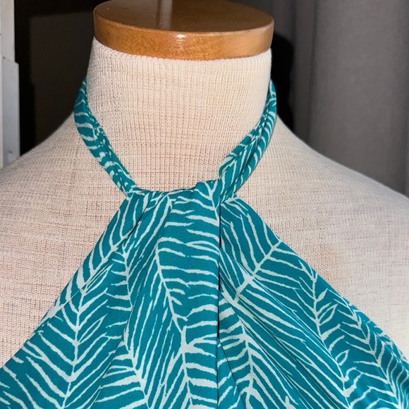 Romper - Picture 2 of 4